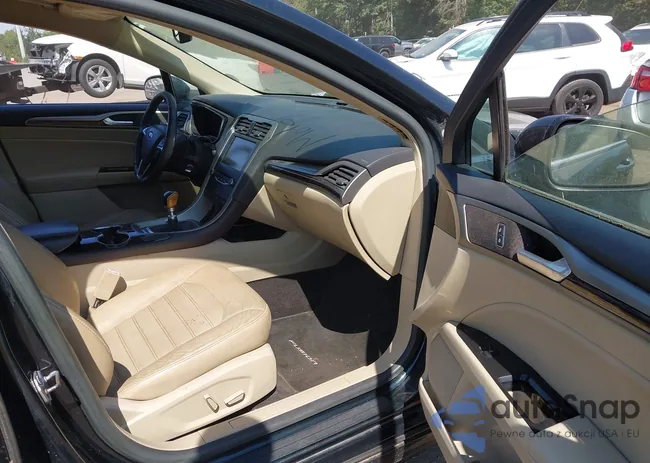 3FA6P0HR3ER191094: 43158031