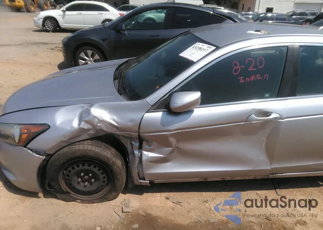 1HGCP2F3XAA038516: 43158117