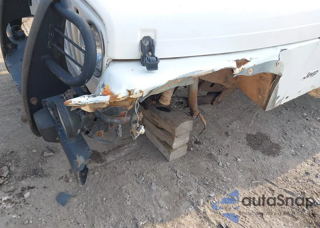 1J4FY19S2XP493947: 43158154