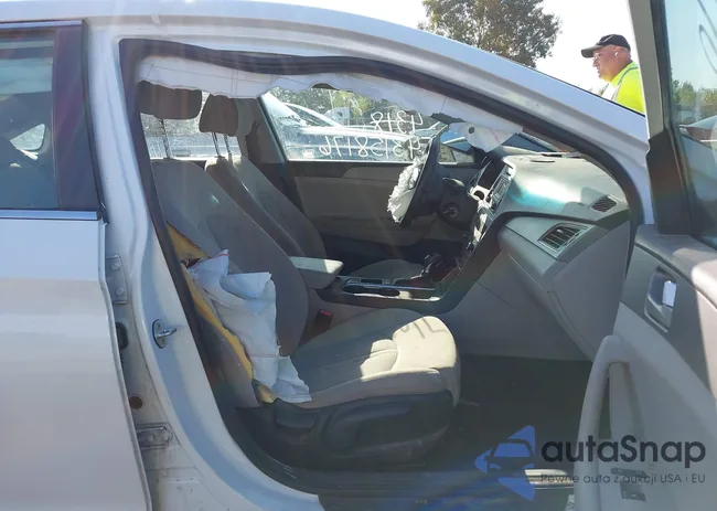 5NPE24AF8HH515773: 43158176