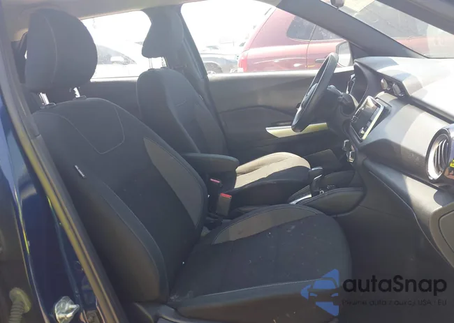 3N1CP5CV0LL516687: 43158245