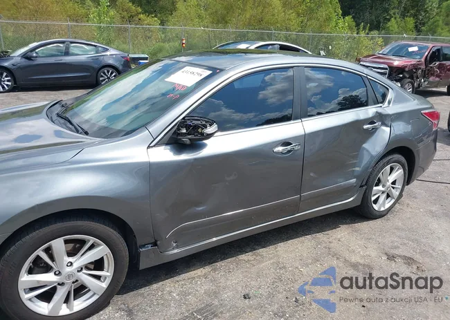 1N4AL3AP5EC282172: 43158298