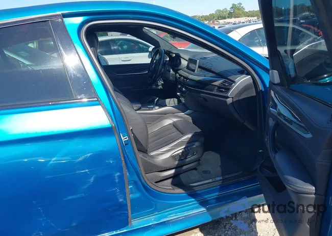 5YMKW8C54G0R43295: 43158312