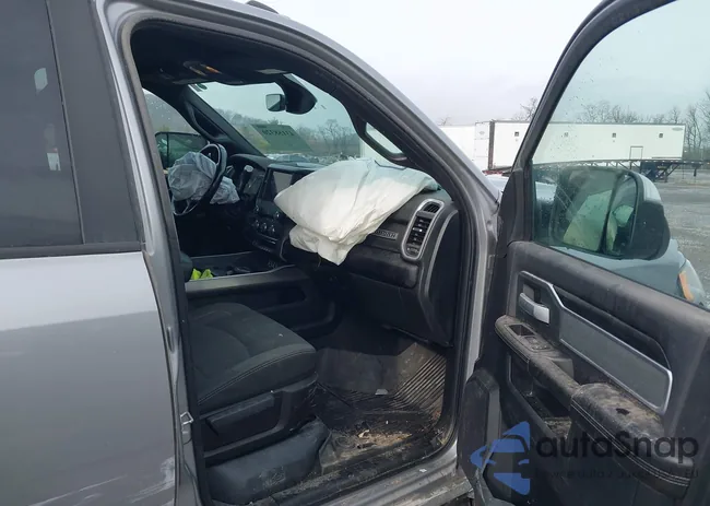 3C6UR5DL5LG267456: 43158320