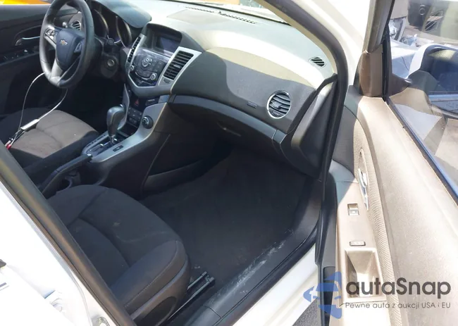 1G1PC5SB4F7143639: 43158331