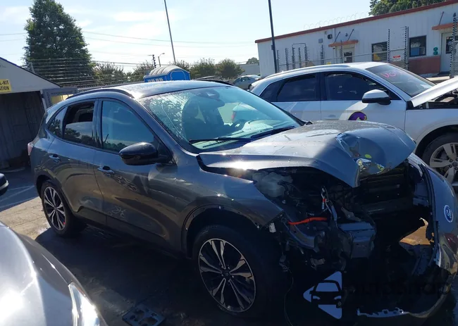 1FMCU9BZ3MUB03828: 43158366