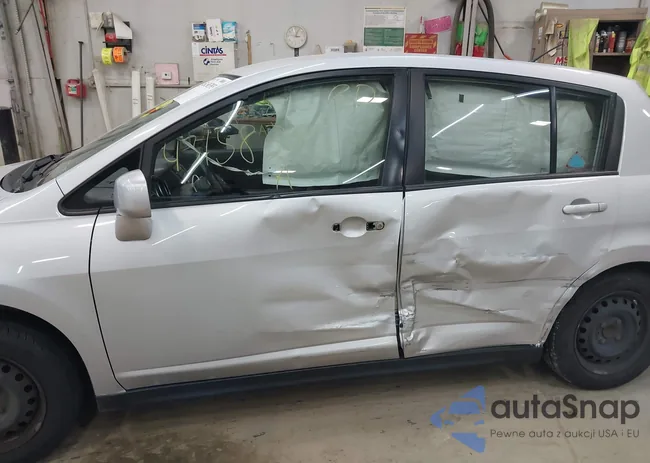 3N1BC13E79L471370: 43158393