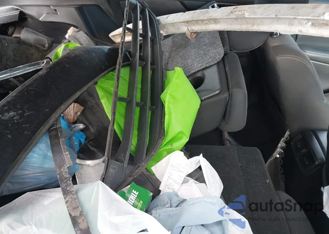 KNMAT2MT3LP503352: 43158400