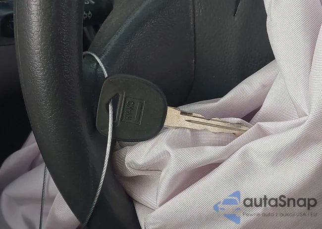 1G2NF52T5YM795953: 43158510