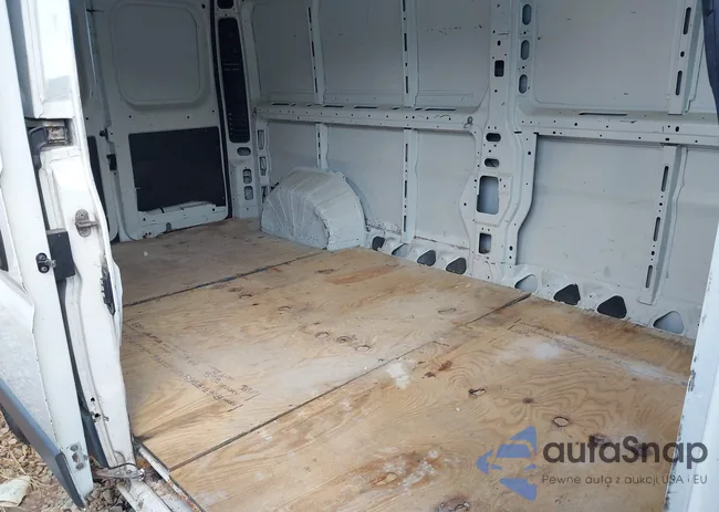 3C6TRVDG3FE517257: 43158556