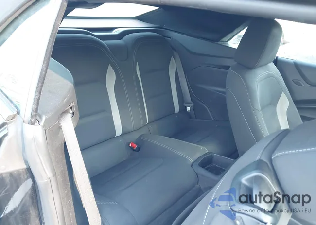 1G1FB3DS7K0116843: 43158590