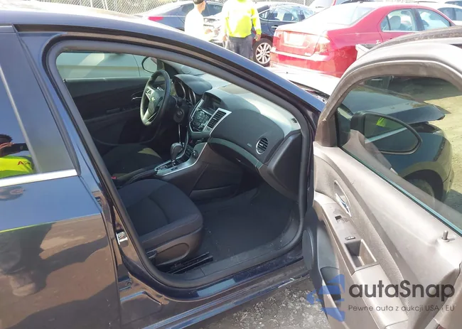 1G1PE5SB8G7105486: 43157670