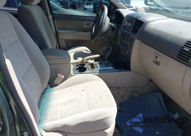 KNDJD736975668040: 43157878