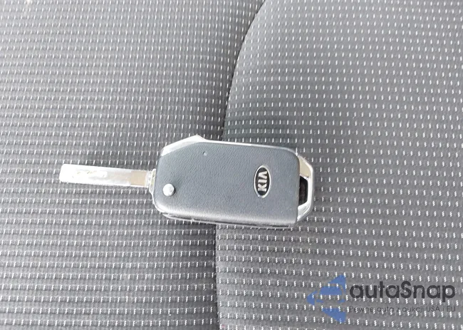 3KPF24AD1LE255796: 43157948