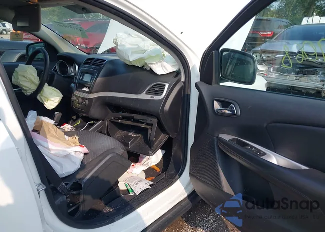 3C4PDCBG8HT511551: 43159068