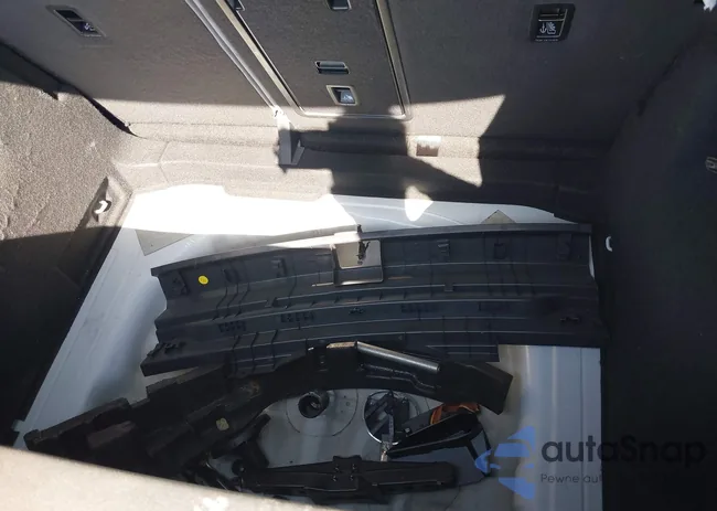 3VVTX7B24NM004011: 43159124