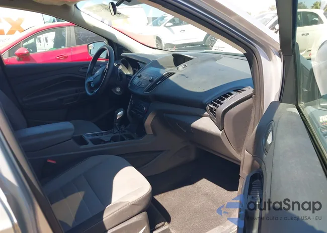 1FMCU0F77KUA20923: 43159168