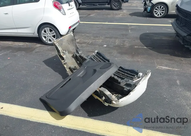 1GNLC2E06CR189768: 43159169