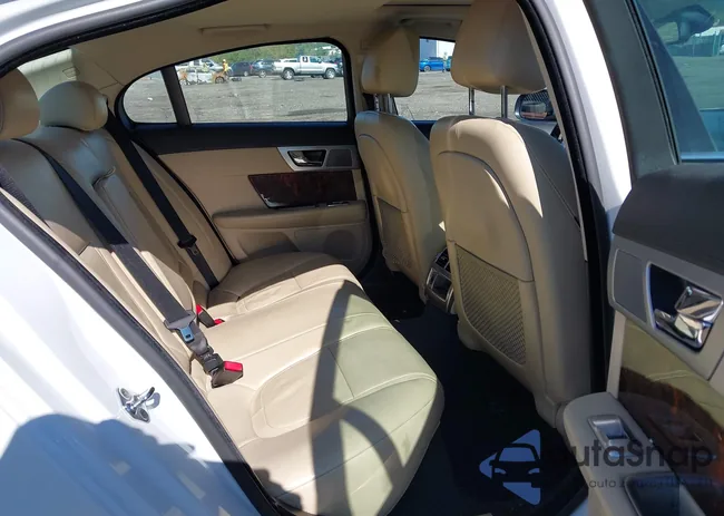 SAJWJ0EF6E8U20442: 43159280