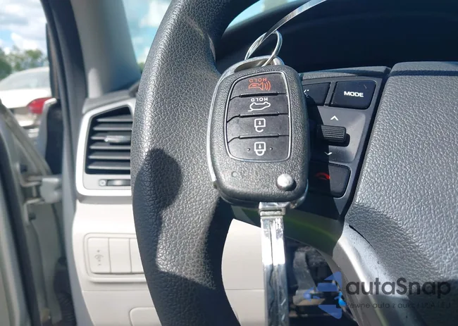 KM8J3CA41HU500554: 43159301