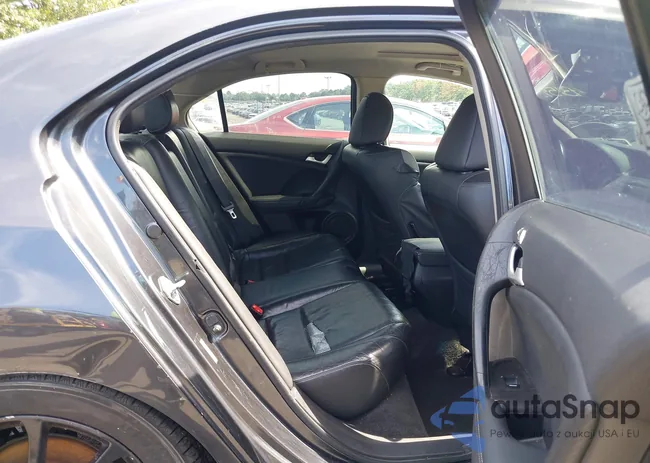 JH4CU2F66BC017104: 43159311