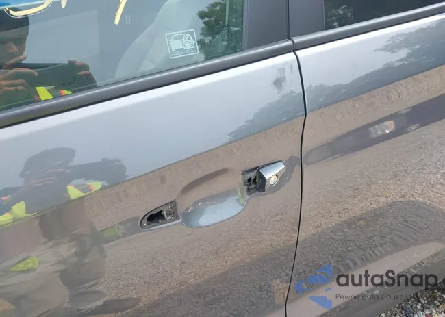 KM8J2CA47JU742239: 43159317