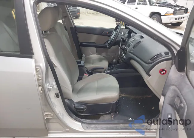 KNAFU4A28C5553201: 43159346