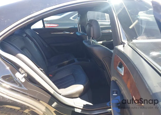 WDDLJ7DB0EA121097: 43159435