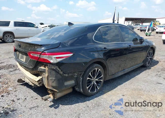 4T1G11AKXLU909132: 43158671