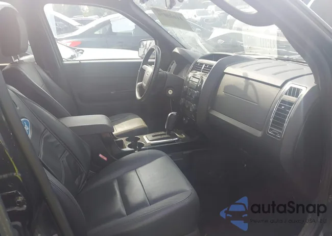 1FMCU0EG4AKC96682: 43158677