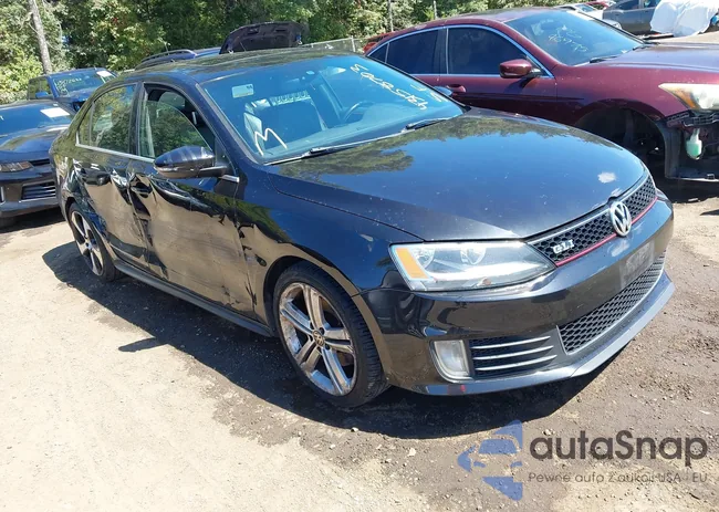 3VW4T7AJ8FM275157: 43158703