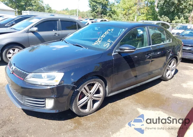 3VW4T7AJ8FM275157: 43158703