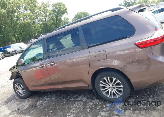 5TDYZ3DC8JS954640: 43158754