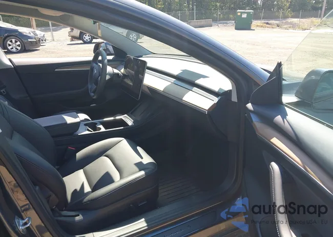 5YJ3E1EB9MF975098: 43158774