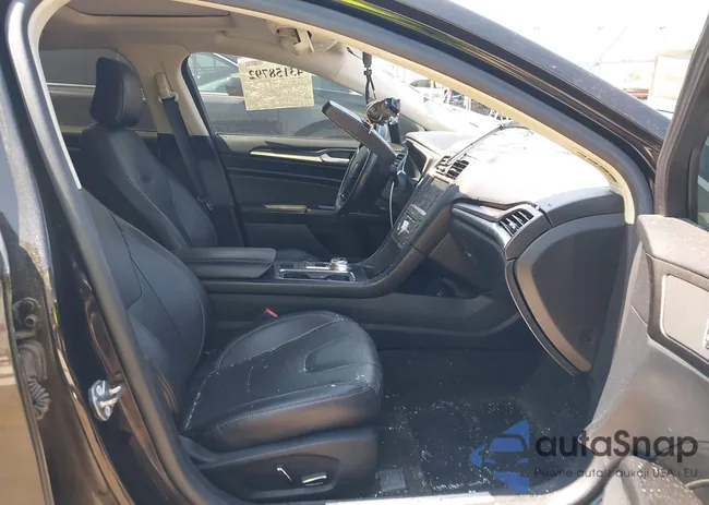 3FA6P0D98LR204621: 43158792