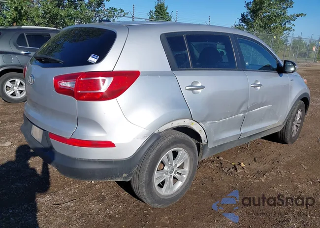 KNDPBCA2XB7110932: 43158959