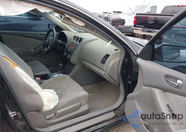 1N4AL2AP2BN434077: 43160118