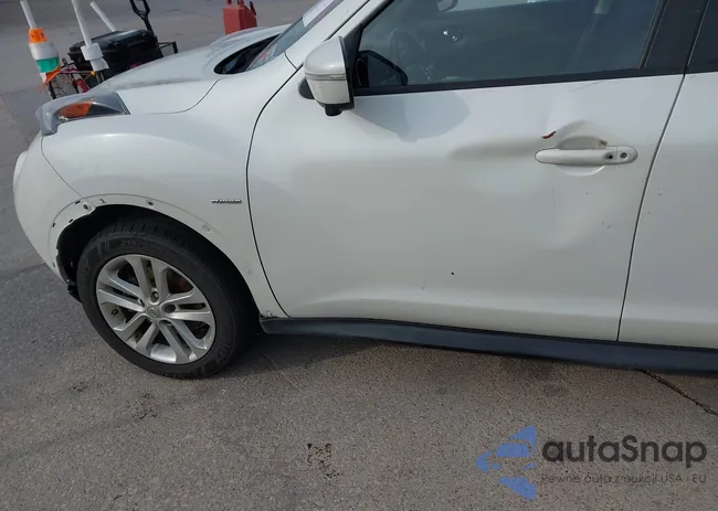 JN8AF5MR2FT504246: 43160147