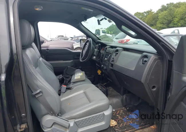 1FTMF1CM6EKF13558: 43160162