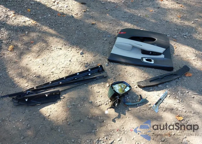 KNDRKDJG7S5305800: 43160232