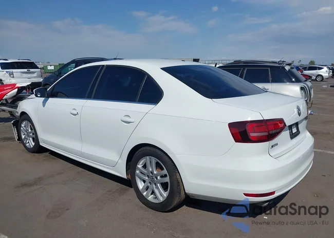 3VW2B7AJ0HM295352: 43160439