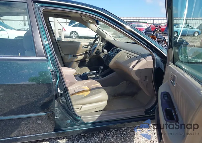 1HGCG1650WA049768: 43160567