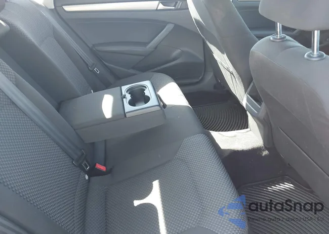 1VWAP7A39CC009555: 43160573