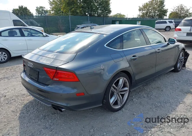 WAUW2AFC1DN074318: 43159636