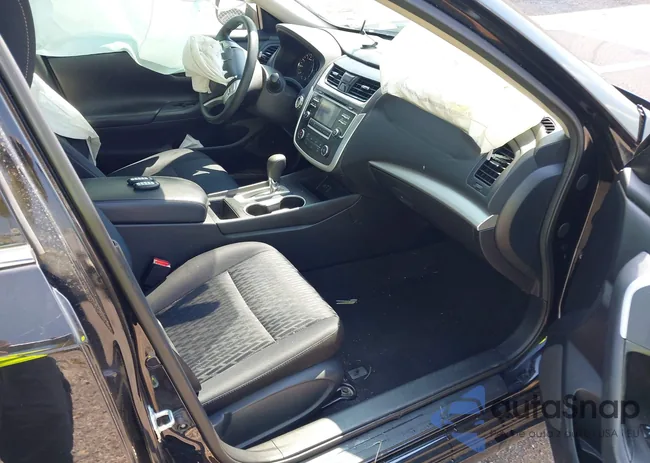 1N4AL3AP3JC477990: 43161113