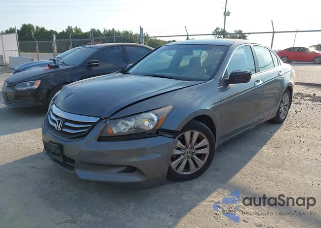 1HGCP3F80CA039825: 43161230