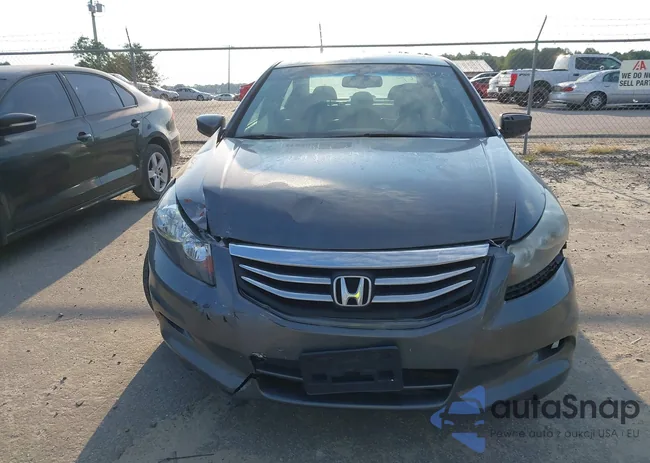 1HGCP3F80CA039825: 43161230