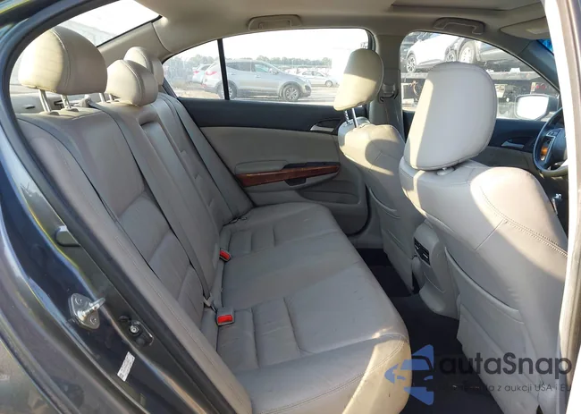 1HGCP3F80CA039825: 43161230