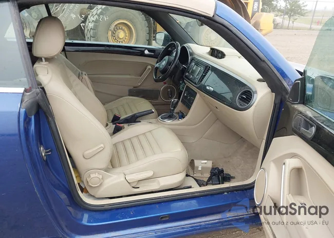 3VW7T7AT7DM824679: 43161319