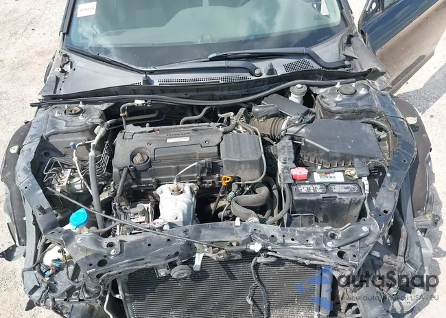 1HGCR2F38HA071549: 43161333